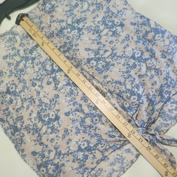 Angels Blue and White Tie Front Short Sleeve Blouse - Picture 11 of 13